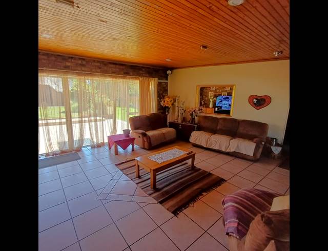 6 BEDROOM HOUSE FOR SALE IN MEYERTON SOUTH